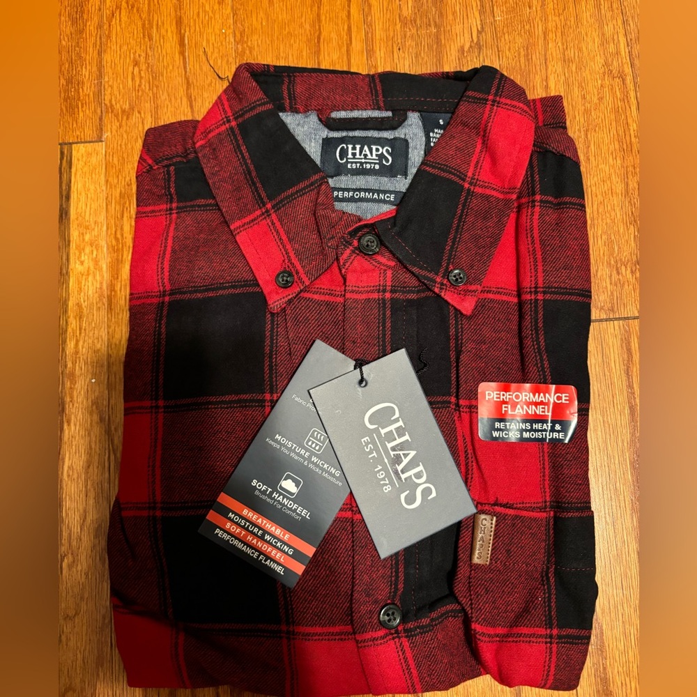 CHAPS buffalo plaid‎ men’s shirt sz small NWT